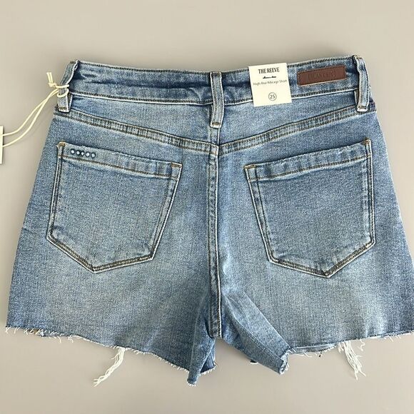 NWT Blank NYC The Reeve High Rise Ribcage Short Size 25 - Picture 4 of 8